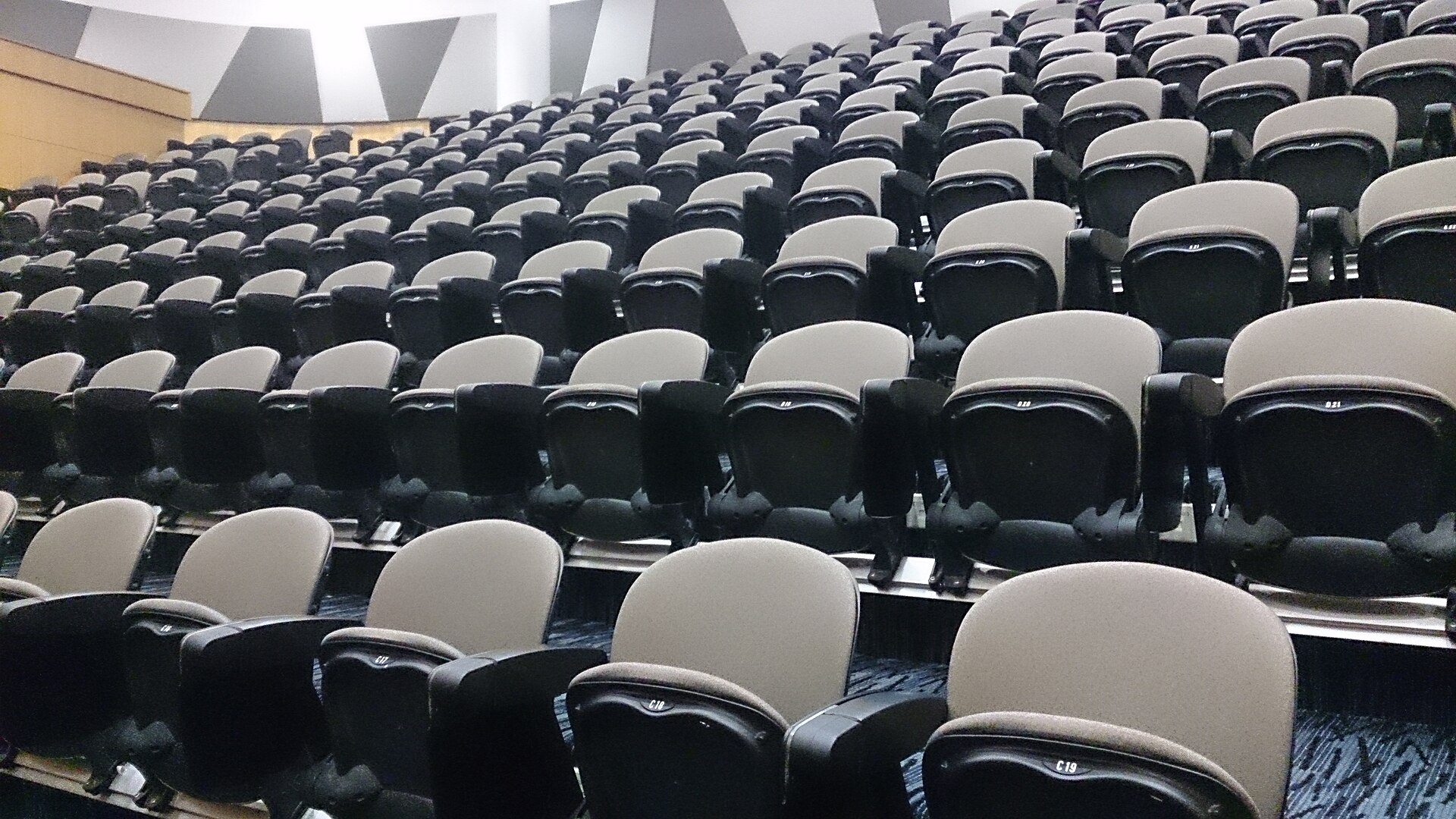Auditorio académico para conferencias y foros